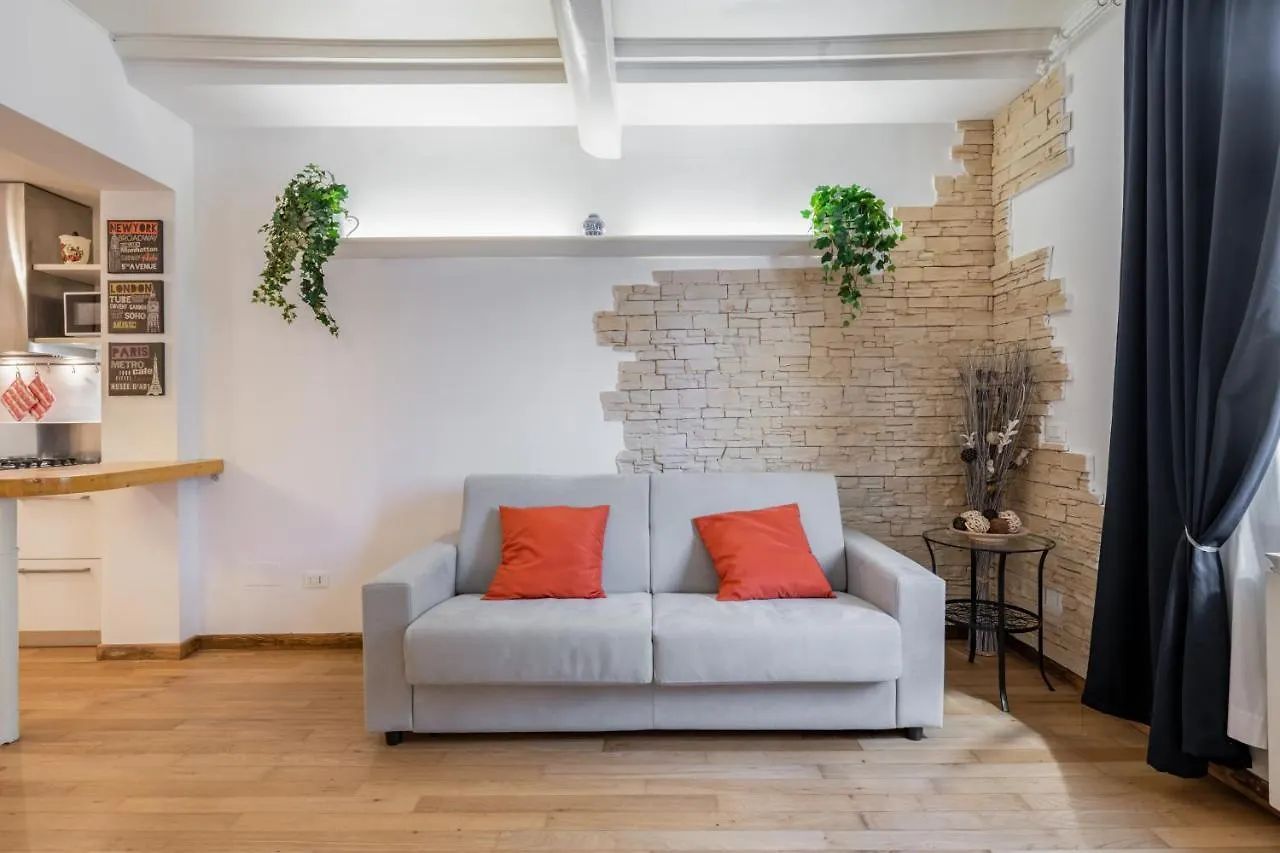 Lungarno & Parco Delle Cascine Lovely Apartment فلورنس